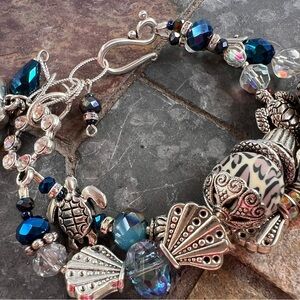 7-9 Wrist Artisan This is my Specialty.  Animal print 🐆 turtles 🐢 elephants 🐘